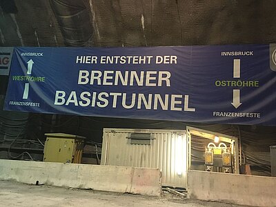 Amberg Engineering - Untertagbau - Spezialtiefbau - Tunnelbau - Ingenieurbau - Metro - Bahn - Strasse - Versorgungstunnel - Unterirdische Räume - Bauwerkserhaltung - Planung - Design - Statik - Projektmanagement - Geotechnik - BIM - Aerodynamik - Lüftung - Risiko Sicherheitsmanagement - Referenzen - Projekte - Gotthard Basistunnel - Brenner Basistunnel - Albula Tunnel - Metro Bukarest - Flughafen Montreal - Chip Fabrik - Versuchsstollen - Hochgeschwindigkeitszug - Versorgungseinrichtungen - Nuklearer Abfall - Amberg Engineering - Schweiz - Management Team - Marktverantwortliche - Nachhaltigkeit - Fachverbände - Karriere - Jobs - News - Events - Company Engineering - Underground construction - Specialist deep construction - Tunneling - Civil engineering - Metro - Railway - Road - Utility tunnel - Subterranean spaces - Structural maintenance - Planning - Design - Statics - Project management - Geotechnics - BIM - Aerodynamics - Ventilation - Risk & Safety Management - References - Projects - Gotthard Base Tunnel - Brenner Base Tunnel - Albula Tunnel - Bucharest Metro - Montreal Airport - Underground chip factory - Test gallery - High-speed train - Utility facilities - Nuclear waste - Amberg Engineering - Switzerland - Management Team - Market Managers - Sustainability - Associations - Careers - Jobs - News - Events